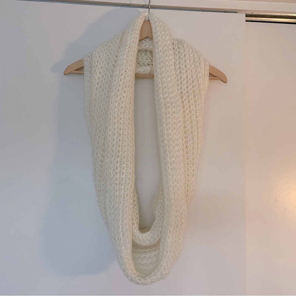 NEW wool infinity Scarf